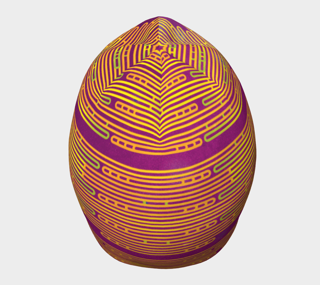 Tuque magenta à rayures abstraites jaunes et vertes vue de face.