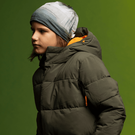 Enfant en veste d&