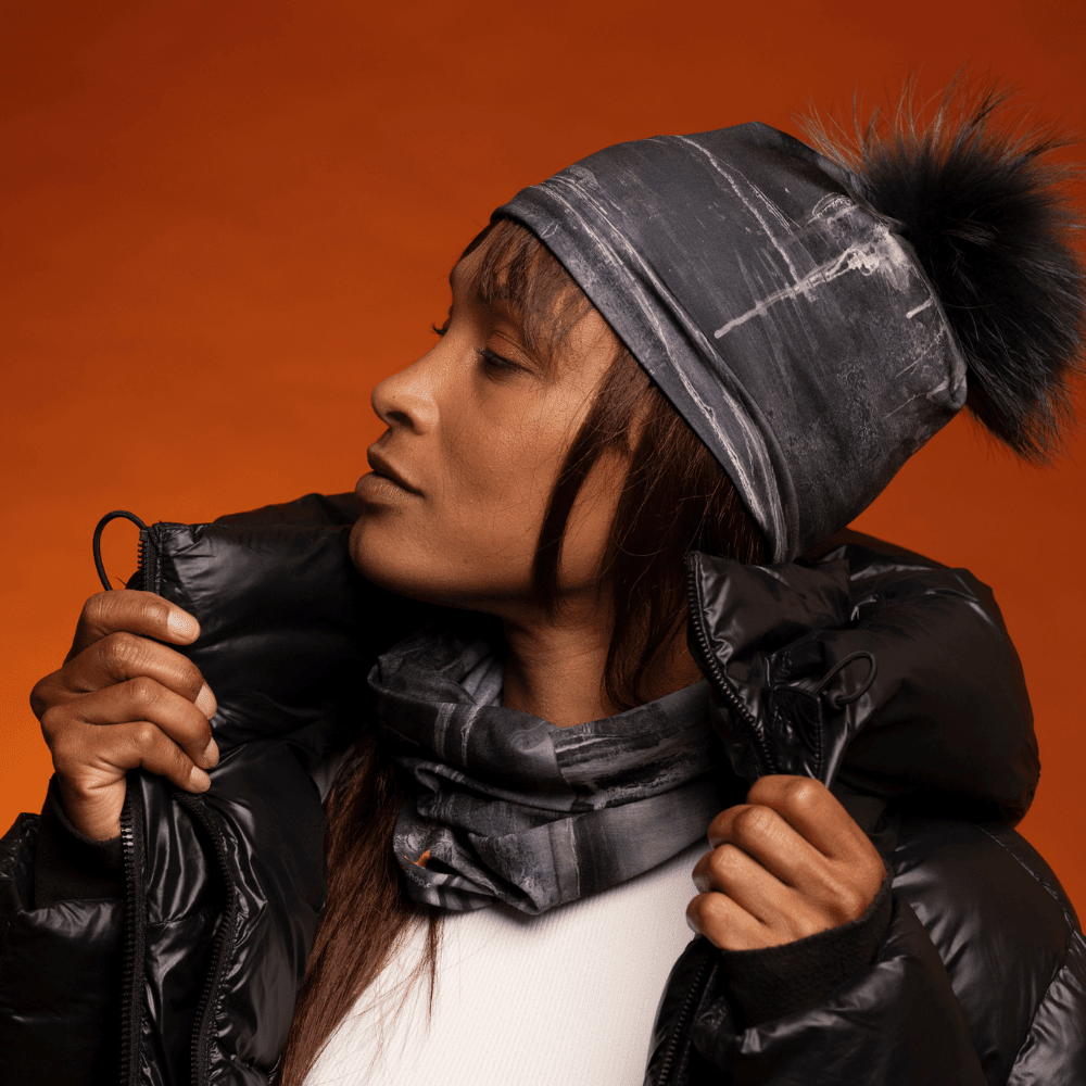 Femme portant un manteau d&